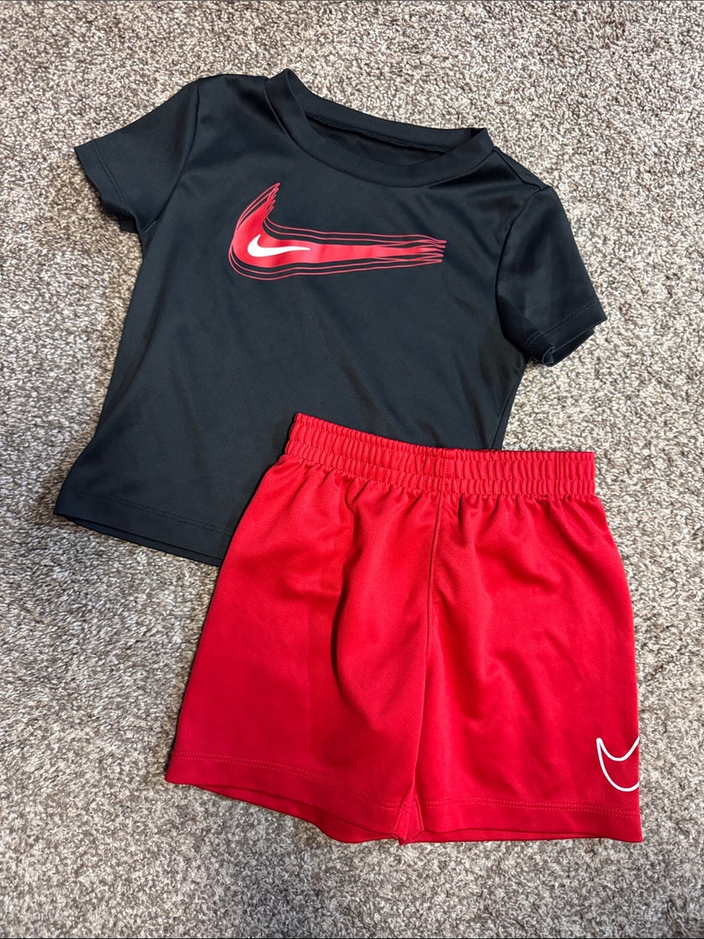 Nike Kids Black Tee & Red Shorts Set - Nike Swoosh Boys 24months
